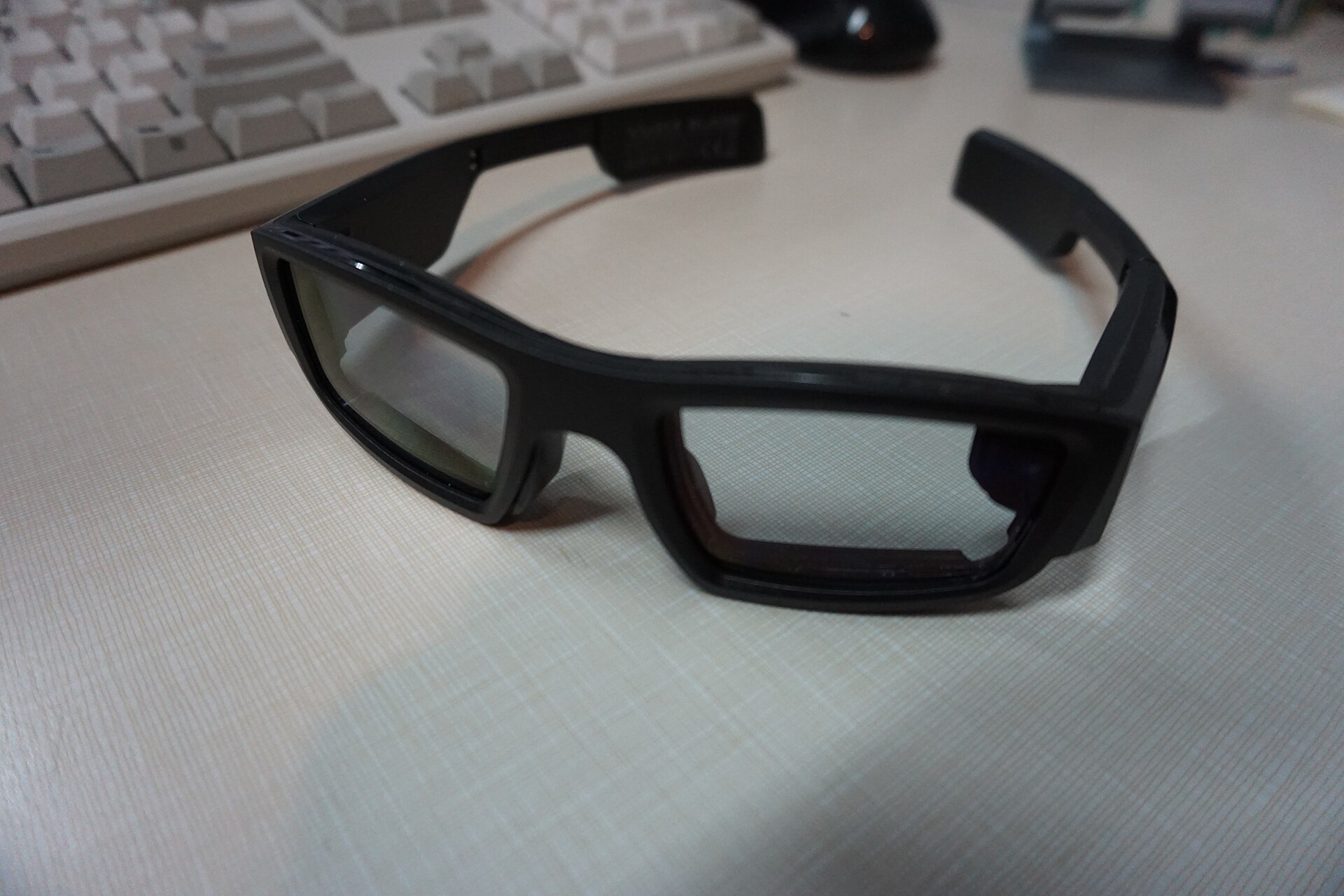 Smart glasses